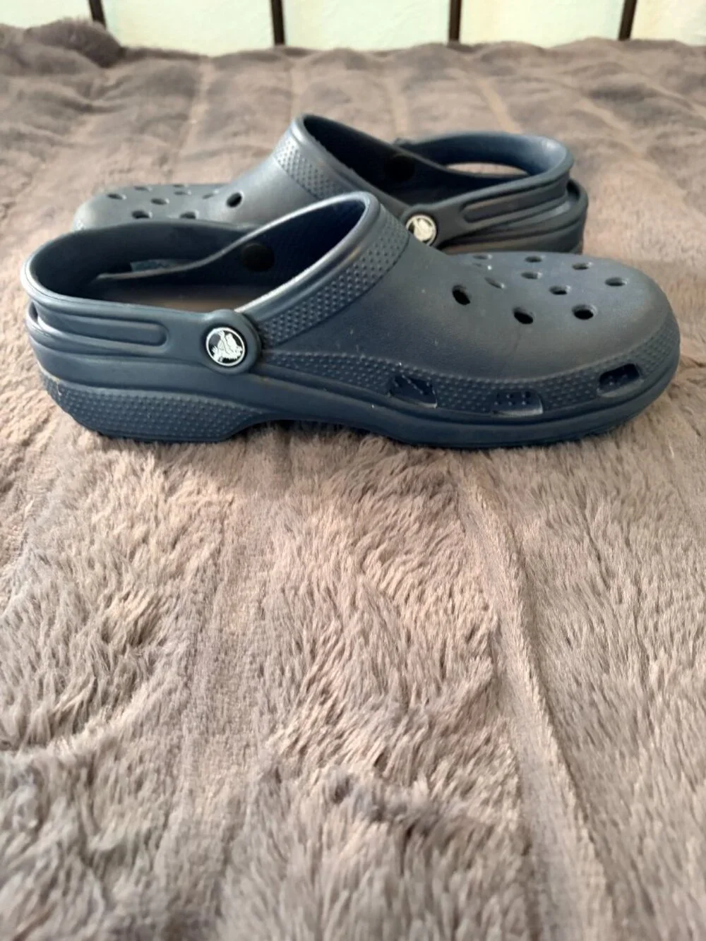 Crocs Classic Navy Blue Clogs M9 W11 Comfort Garden Casual Unisex Slip On